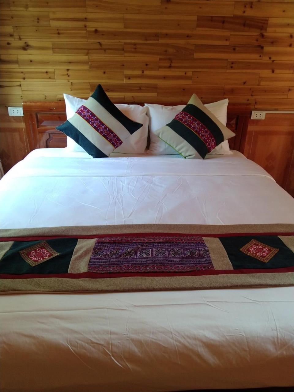 A Lin Homestay Bac Ha Exterior foto