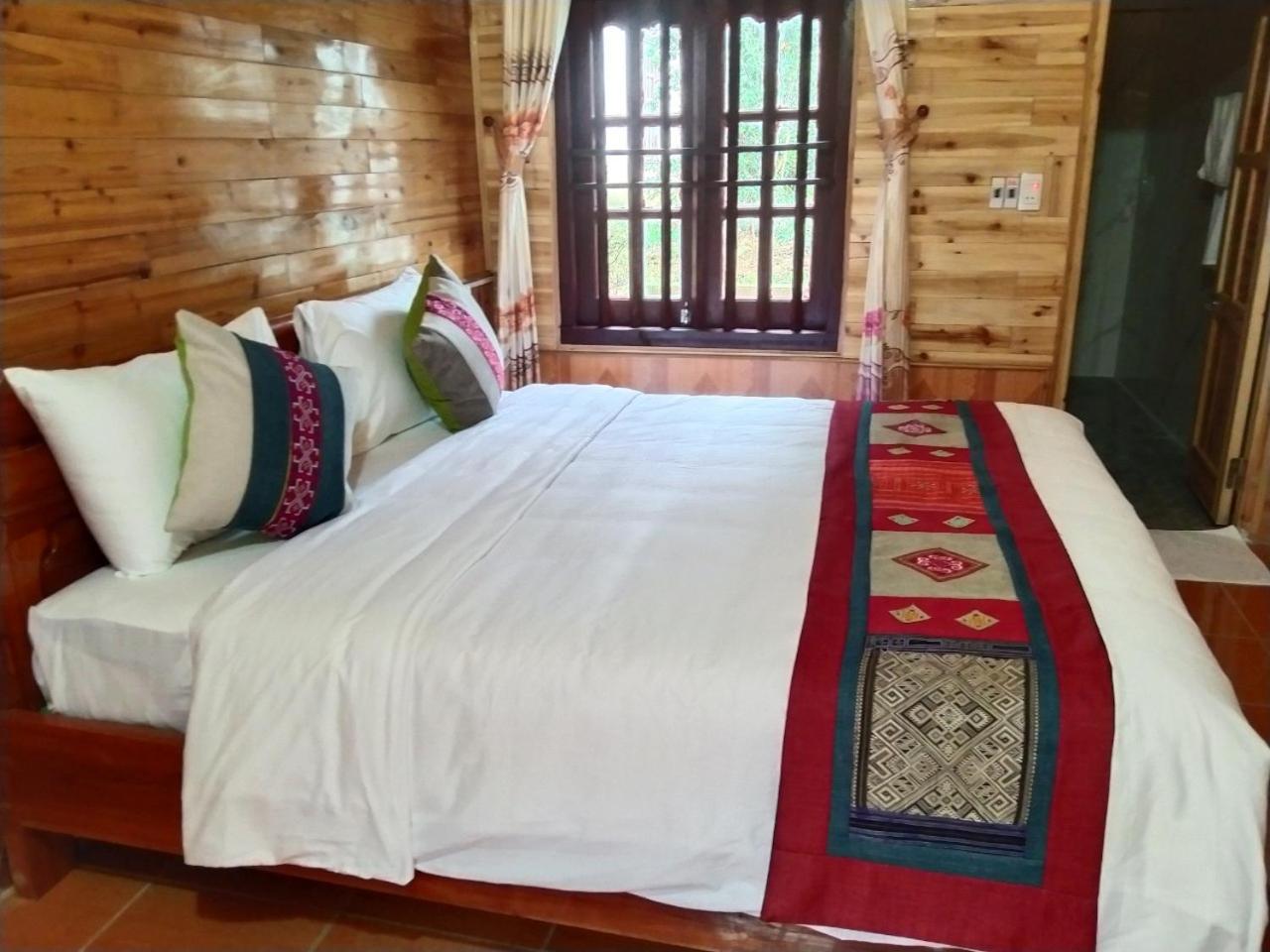 A Lin Homestay Bac Ha Exterior foto